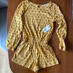 Nwt billabong romper girls size small